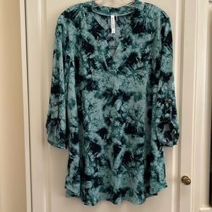 Dear Scarlett tunic XL green tie dye print NWOT